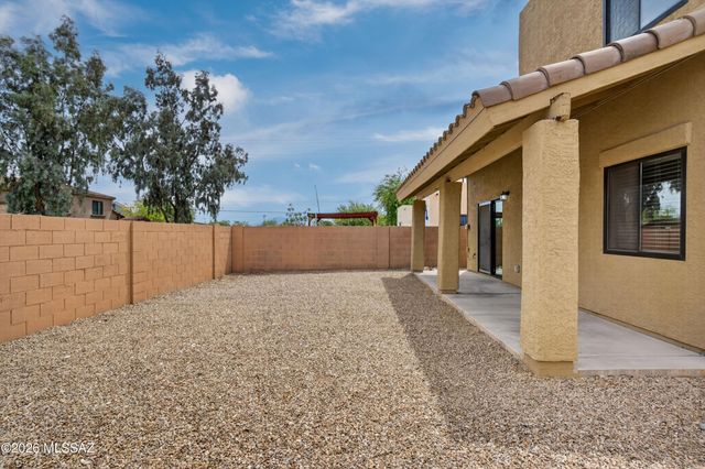 1875 E Calle Grandiosa, Tucson, AZ 85706