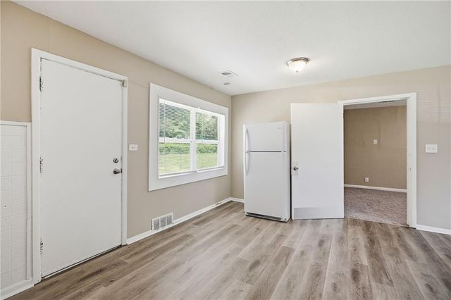 11410 Crystal Street, Kansas City, MO 64134
