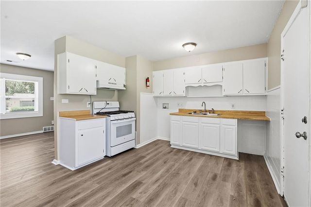 11410 Crystal Street, Kansas City, MO 64134