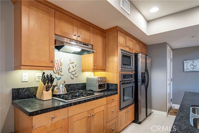 522 S Brea, Brea, CA 92821