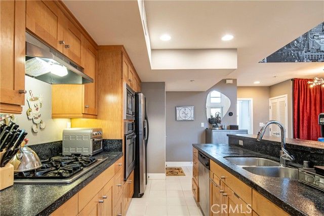 522 S Brea, Brea, CA 92821