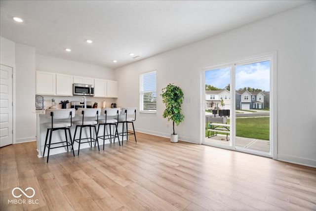 11804 Vale Street, Indianapolis, IN 46235
