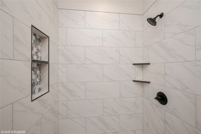 2330 Bluegrass Street, Marion, IA 52302