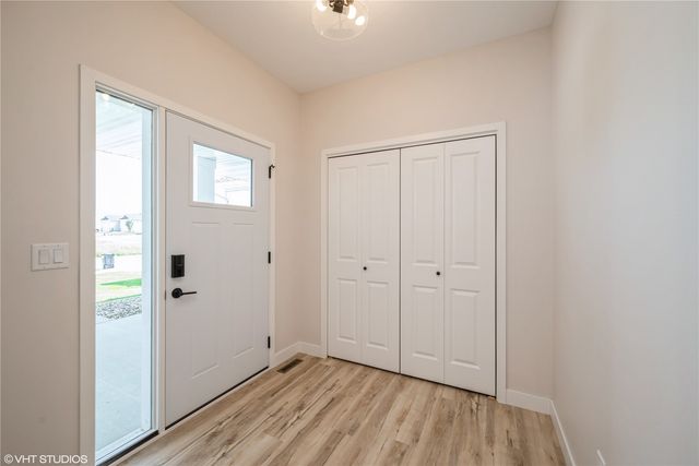 2330 Bluegrass Street, Marion, IA 52302