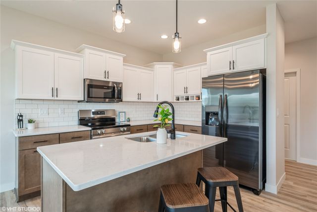 2330 Bluegrass Street, Marion, IA 52302