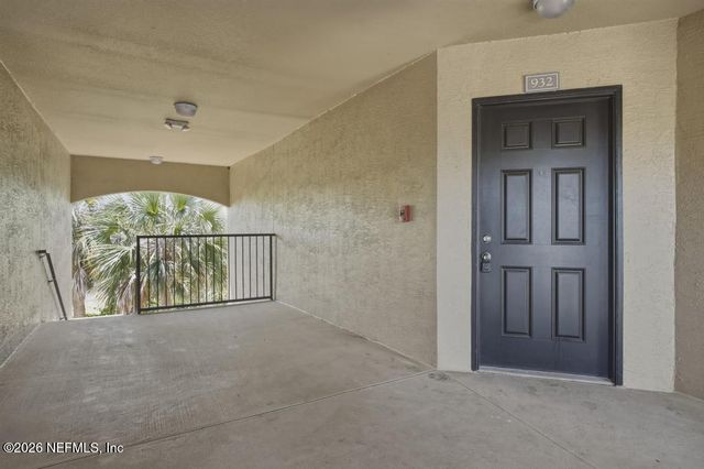 1701 THE GREENS Way 932, Jacksonville Beach, FL 32250