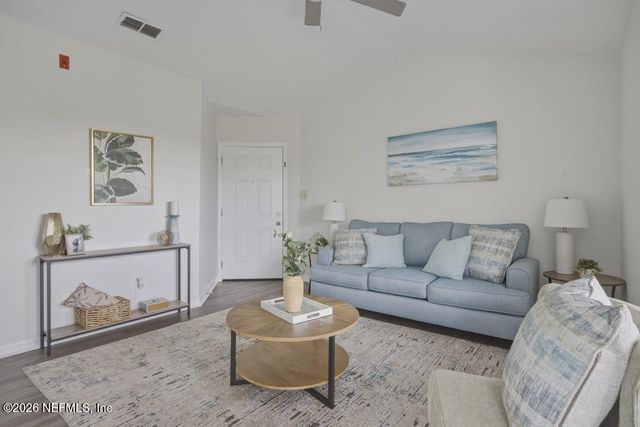 1701 THE GREENS Way 932, Jacksonville Beach, FL 32250