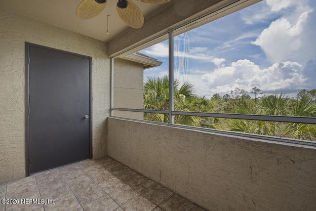 1701 THE GREENS Way 932, Jacksonville Beach, FL 32250