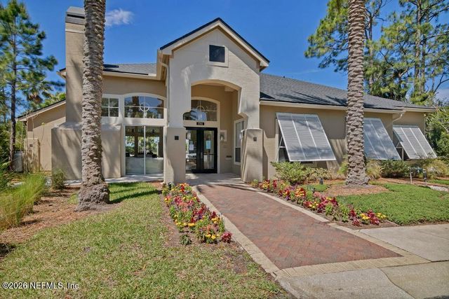 1701 THE GREENS Way 932, Jacksonville Beach, FL 32250