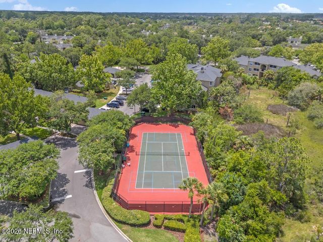 1701 THE GREENS Way 932, Jacksonville Beach, FL 32250