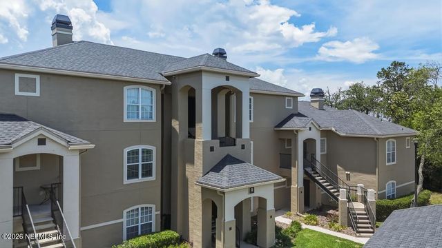 1701 THE GREENS Way 932, Jacksonville Beach, FL 32250