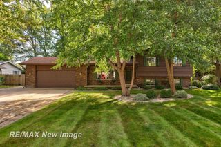 4175 Scarlet Oak Drive, Saginaw, MI 48603