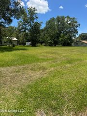 4331 Kreole Avenue, Moss Point, MS 39563