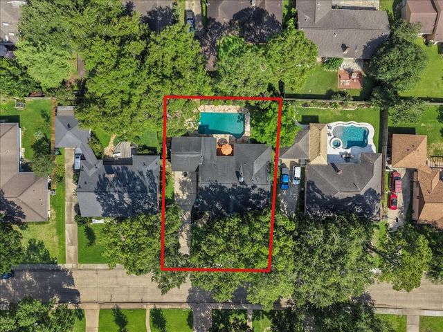 1630 Bowline Road, Houston, TX 77062