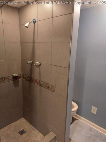 600 Fifth Avenue, Montgomery, WV 25136