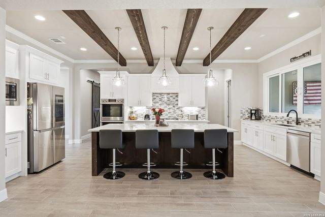 424 Arthur Ct, Spring Branch, TX 78070