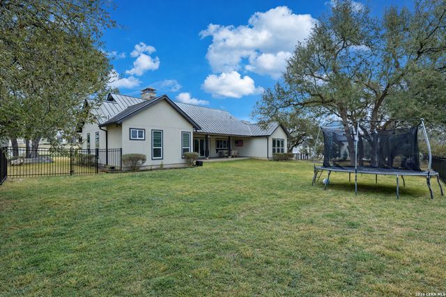 424 Arthur Ct, Spring Branch, TX 78070