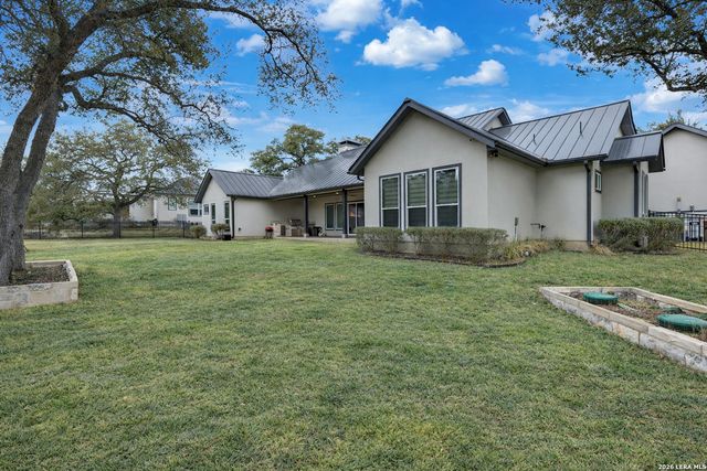 424 Arthur Ct, Spring Branch, TX 78070