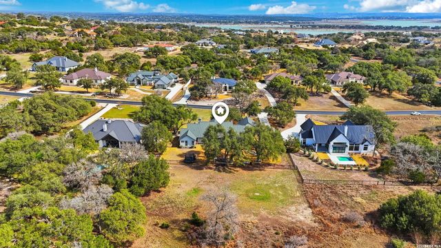 424 Arthur Ct, Spring Branch, TX 78070