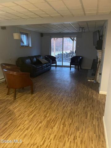 3 Brookwood Drive, Queensbury, NY 12804