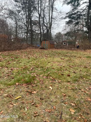 3 Brookwood Drive, Queensbury, NY 12804