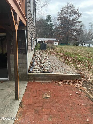 3 Brookwood Drive, Queensbury, NY 12804