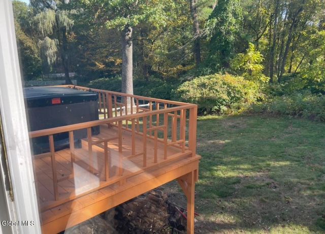 3 Brookwood Drive, Queensbury, NY 12804