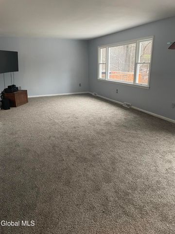 3 Brookwood Drive, Queensbury, NY 12804