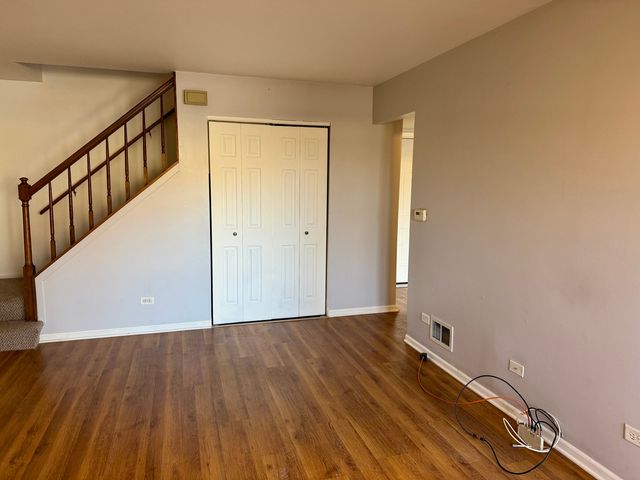 412 St Johns Road D, Woodstock, IL 60098