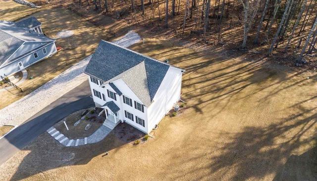 22 Rolling Woods Drive, Hudson, NH 03051