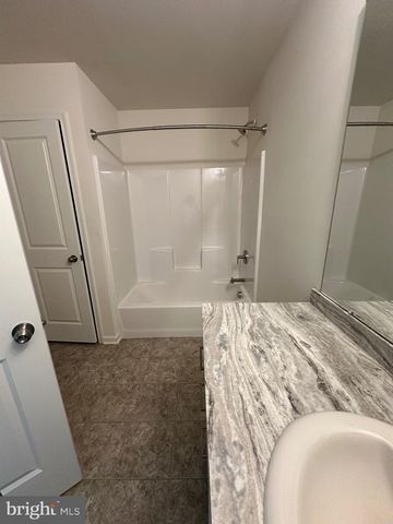 78 TANSBORO, Berlin, NJ 08009