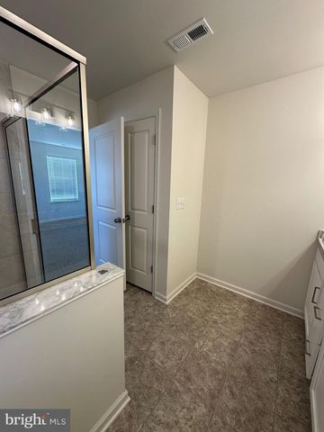 78 TANSBORO, Berlin, NJ 08009