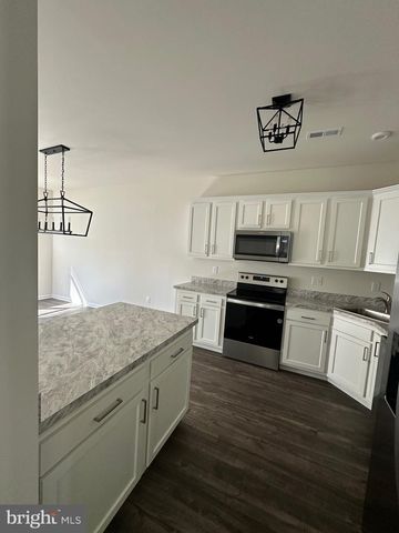 78 TANSBORO, Berlin, NJ 08009