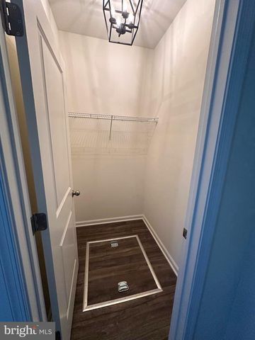 78 TANSBORO, Berlin, NJ 08009