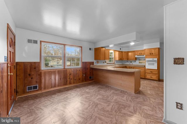 19227 CARDINAL HEIGHTS RD, Triangle, VA 22172