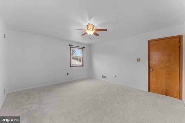 19227 CARDINAL HEIGHTS RD, Triangle, VA 22172