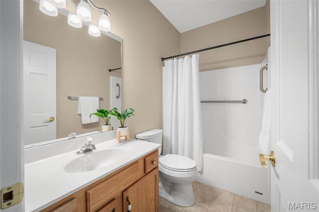 3526 Truman Terrace Drive 53, St Charles, MO 63301