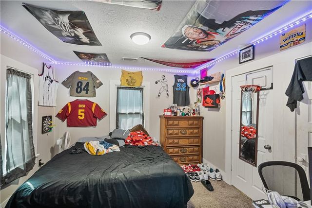 1010 W 3rd Street, Coffeyville, KS 67337