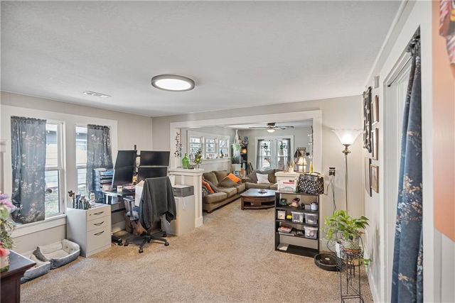 1010 W 3rd Street, Coffeyville, KS 67337