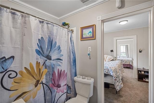 1010 W 3rd Street, Coffeyville, KS 67337