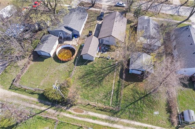 1010 W 3rd Street, Coffeyville, KS 67337