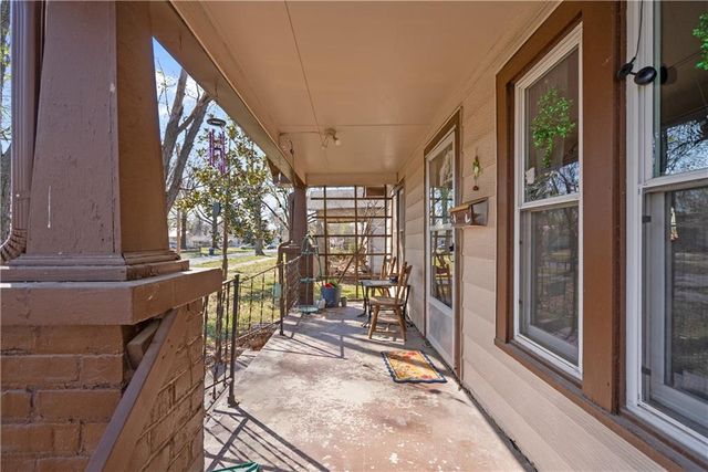 1010 W 3rd Street, Coffeyville, KS 67337