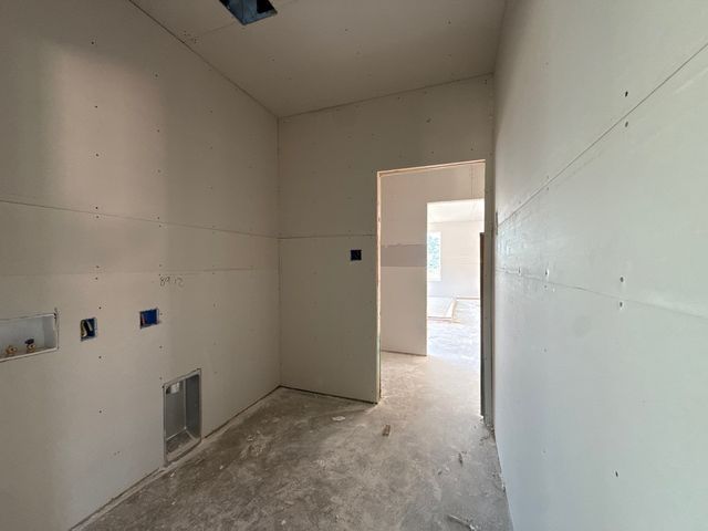 205 Oak Grove Way, Springtown, TX 76082