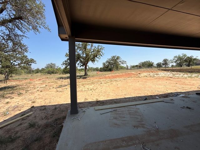 205 Oak Grove Way, Springtown, TX 76082