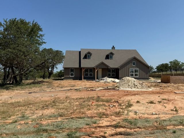 205 Oak Grove Way, Springtown, TX 76082