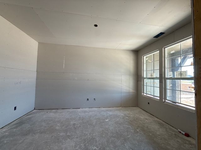 205 Oak Grove Way, Springtown, TX 76082