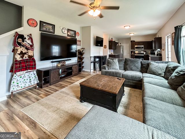 91 W.W. Winn Avenue, Hinesville, GA 31313