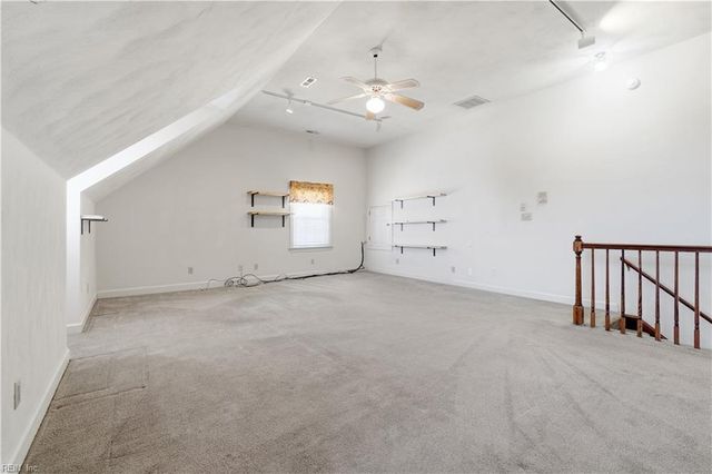 3707 Sandpiper LN, Chesapeake, VA 23325