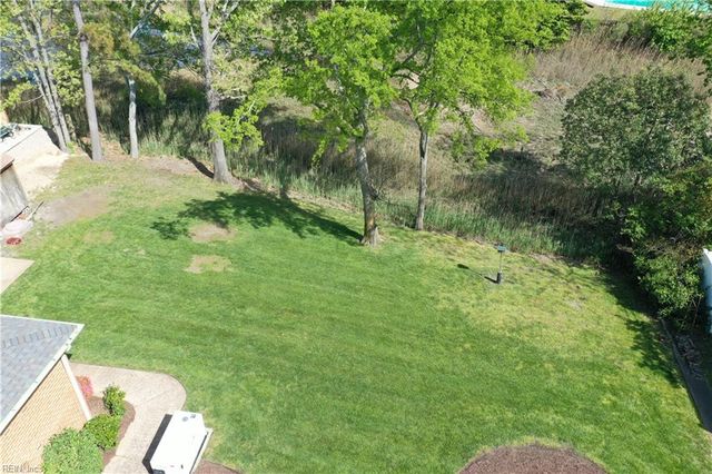 3707 Sandpiper LN, Chesapeake, VA 23325