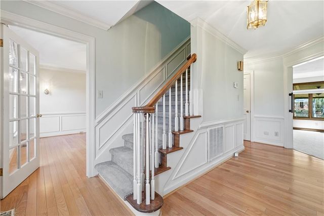 3707 Sandpiper LN, Chesapeake, VA 23325